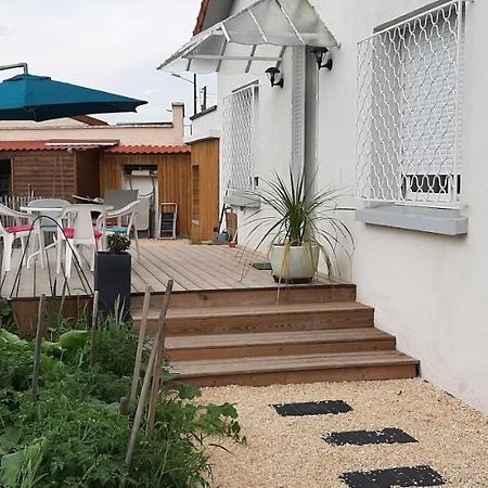 Maison Ville Agreable Riorges Dış mekan fotoğraf